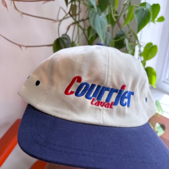 vintage COURRIER LAVAL dad hat strapback - Picture 3 of 8